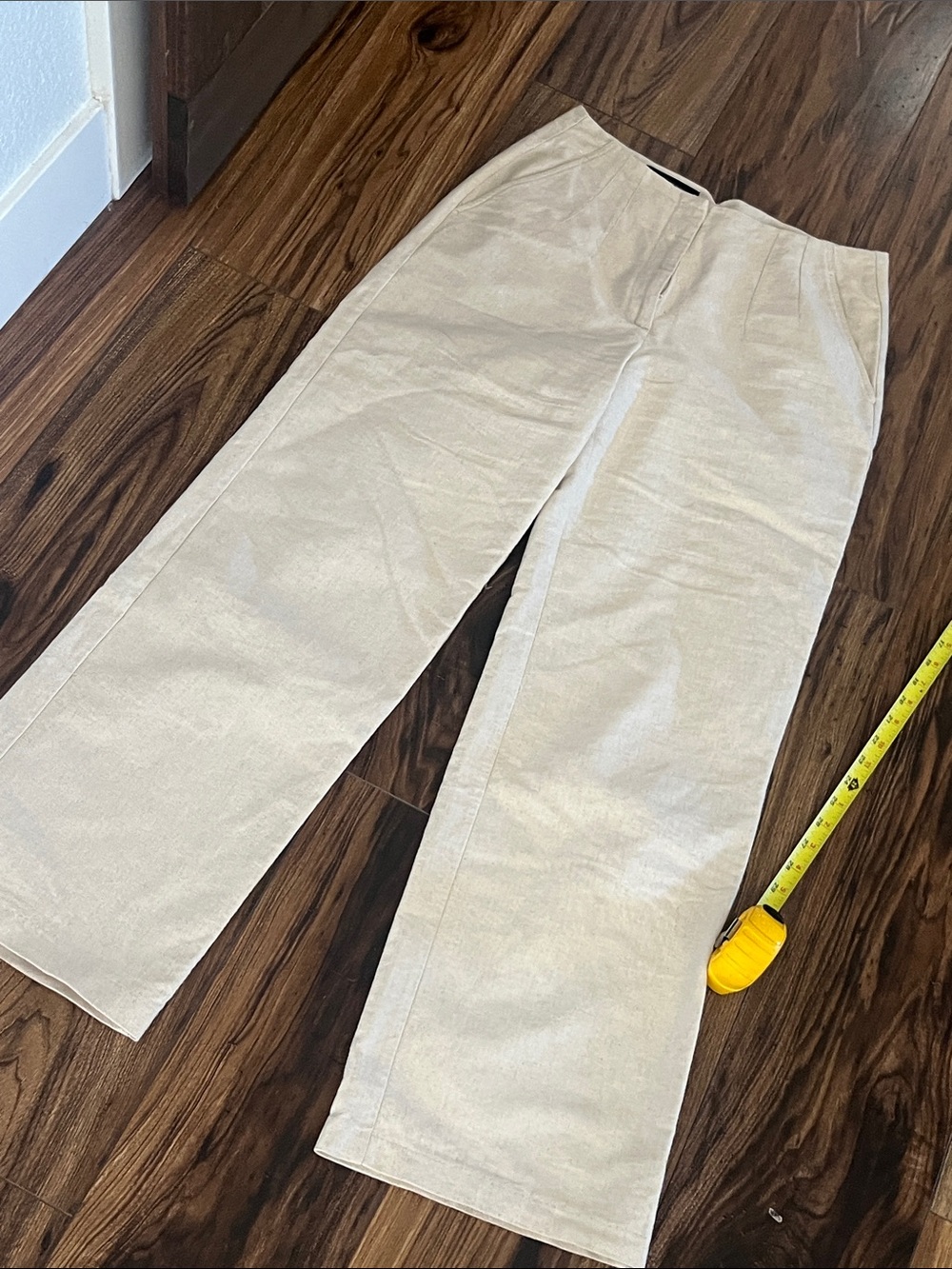 Zara Wide-Leg Pants in Light Cream